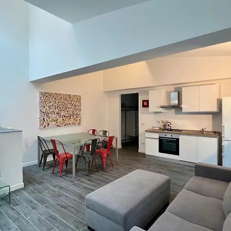 Meschihouse - Liberty 25 *